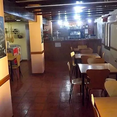 La Barbacana Han/Misafirhane Tramacastiel